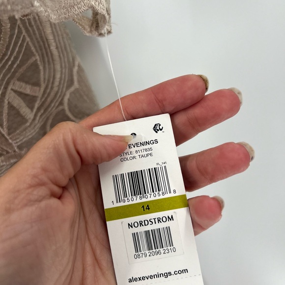 Alex Evenings - 8217835 Illusion Jewel Embroidered new Dress - Picture 16 of 16